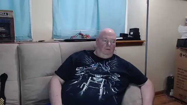 Snapshot of harley99574 chatting on 11.26.25 harley99574 online show from 11.26.25