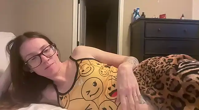 Snapshot of yourstrulylivy69 chatting on 01.02.25 yourstrulylivy69 online show from 01.02.25