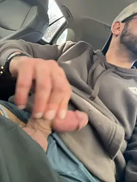 Snapshot of Strokeking4u chatting on 01.12.26 Strokeking4u online show from 01.12.26