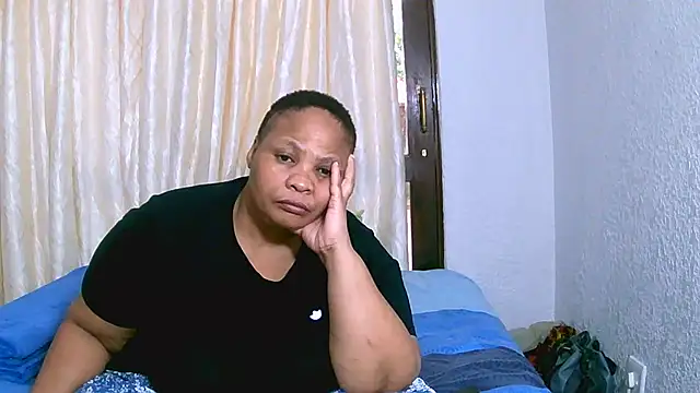 Snapshot of Bbw255 chatting on 02.20.25 Bbw255 online show from 02.20.25