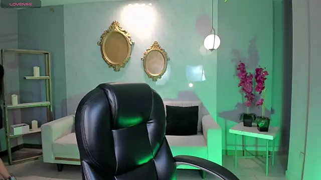 BellaCarteer  online show from 02.26.26