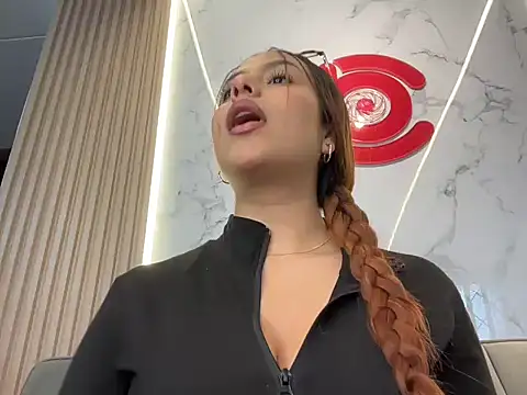 julivali online show from 10.20.25