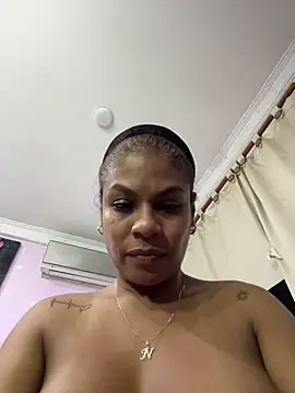 Snapshot of Naticol1 chatting on 02.14.26 Naticol1 online show from 02.14.26