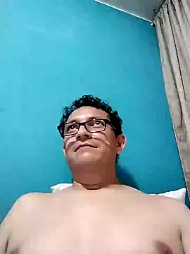 Bombi22 online show from 12.16.24