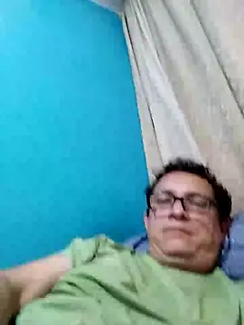 Bombi22 online show from 01.14.25