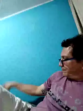 Bombi22 online show from 01.16.25