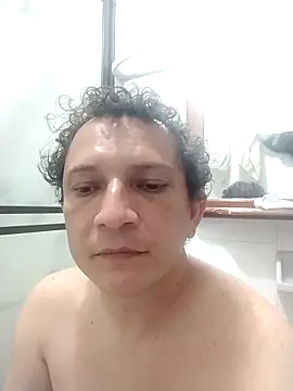 Bombi22 online show from 02.09.25