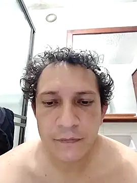 Bombi22 online show from 02.10.25