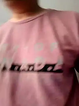 Bombi22 online show from 02.18.25