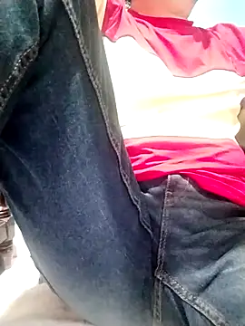 Bombi22 online show from 03.09.25