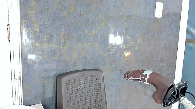 violett collins  online show from 11.07.25