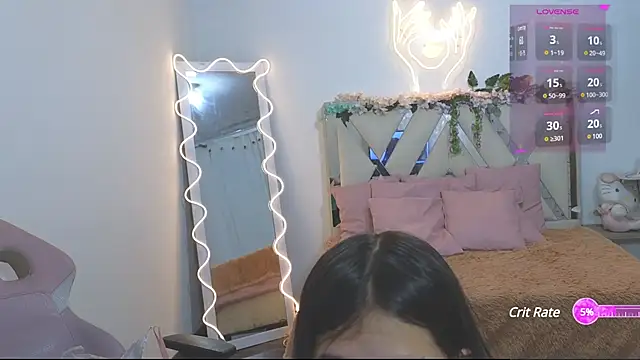 Snapshot of kittystart_tay chatting on 02.01.25 kittystart tay online show from 02.01.25