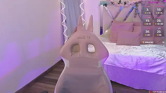 Snapshot of kittystart_tay chatting on 02.09.25 kittystart tay online show from 02.09.25