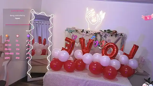 Snapshot of kittystart_tay chatting on 02.15.25 kittystart tay online show from 02.15.25