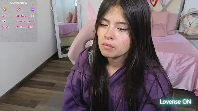 Snapshot of kittystart_tay chatting on 02.20.25 kittystart tay online show from 02.20.25