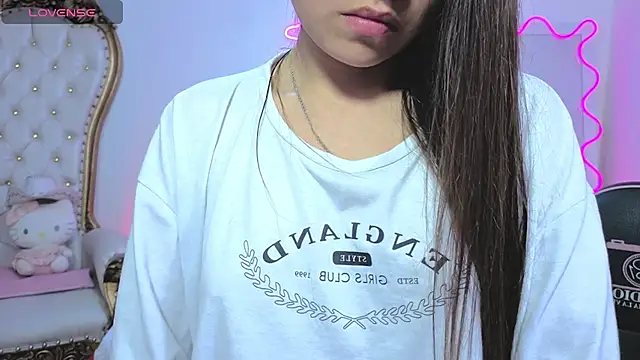 Snapshot of kittystart_tay chatting on 09.18.25 kittystart tay online show from 09.18.25