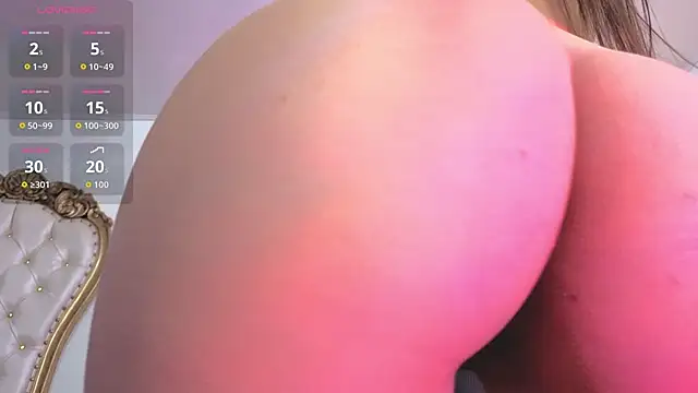 Snapshot of kittystart_tay chatting on 10.07.25 kittystart tay online show from 10.07.25