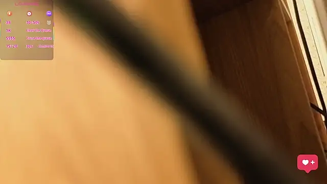 Snapshot of kittystart_tay chatting on 11.03.25 kittystart tay online show from 11.03.25