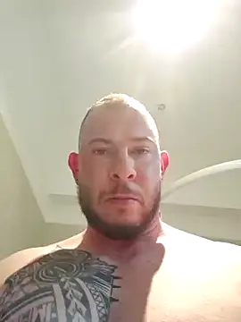 Snapshot of jourdinio13 chatting on 12.23.24 jourdinio13 online show from 12.23.24