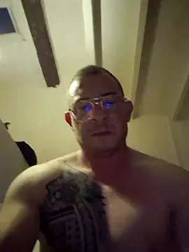 Snapshot of jourdinio13 chatting on 01.05.25 jourdinio13 online show from 01.05.25