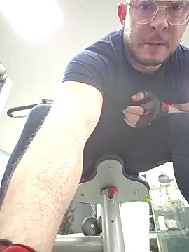 Snapshot of jourdinio13 chatting on 01.25.25 jourdinio13 online show from 01.25.25