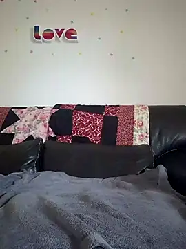 Snapshot of jourdinio13 chatting on 03.11.25 jourdinio13 online show from 03.11.25