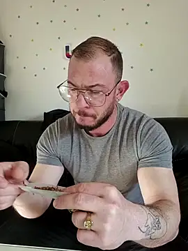 Snapshot of jourdinio13 chatting on 03.31.26 jourdinio13 online show from 03.31.26