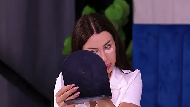 Jenna Day online show from 07.10.26
