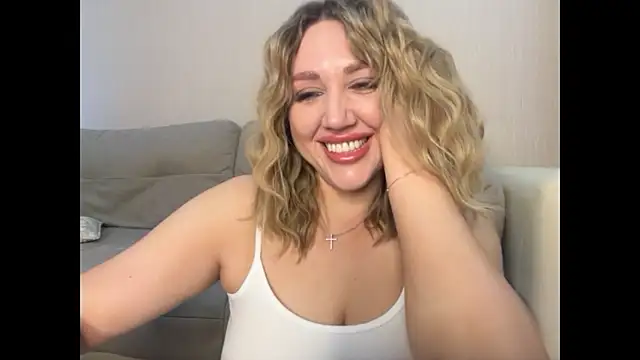 Snapshot of VickyLove047 chatting on 07.04.26 VickyLove047 online show from 07.04.26