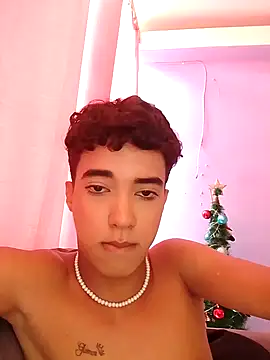 Snapshot of Hot_kleo chatting on 01.06.25 Hot kleo online show from 01.06.25