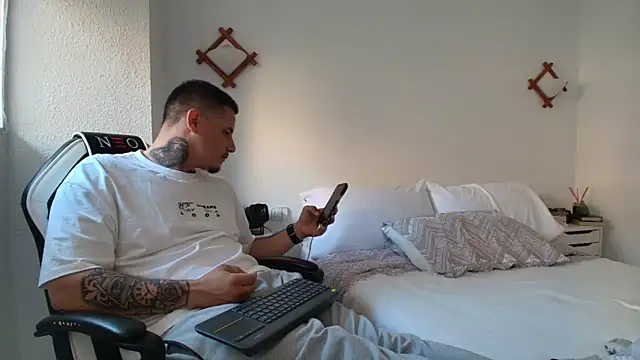 Geishastudios online show from 04.21.26