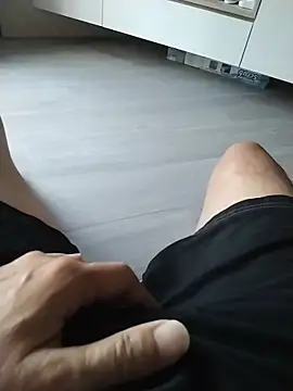 Dannydy2015 online show from 10.16.25