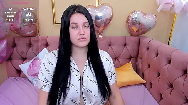 Kassandra  grey online show from 02.13.25