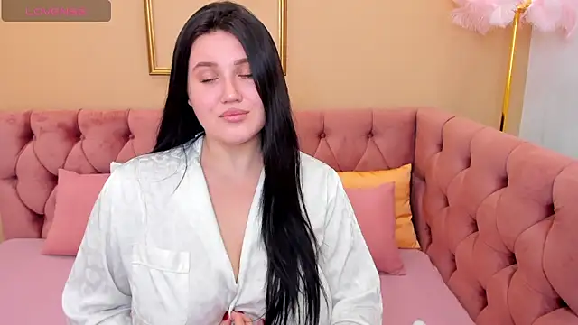 Kassandra  grey online show from 02.20.25