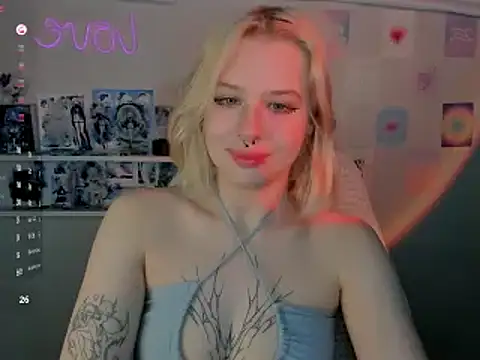 Snapshot of tender_kiitty chatting on 01.21.25 tender kiitty online show from 01.21.25