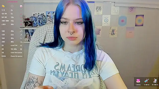 Snapshot of tender_kiitty chatting on 09.25.25 tender kiitty online show from 09.25.25