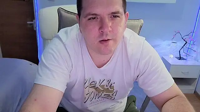 Snapshot of JasonJacks chatting on 07.02.26 JasonJacks online show from 07.02.26