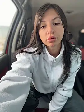 Snapshot of JulliaVegas chatting on 04.16.26 JulliaVegas online show from 04.16.26