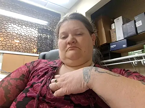 chrissybear84 online show from 02.01.26