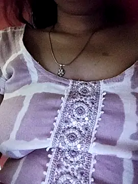 Snapshot of sunita-doll chatting on 03.12.25 sunita-doll online show from 03.12.25