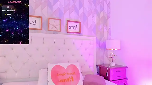 rebeca watsson online show from 02.11.26