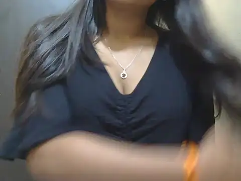 Snapshot of hot__surbhi chatting on 03.17.26 hot surbhi online show from 03.17.26