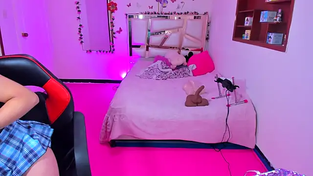 perlabeautiful online show from 04.14.26