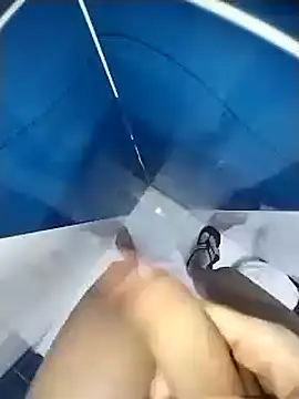 Snapshot of big_cock2182 chatting on 03.23.25 big cock2182 online show from 03.23.25