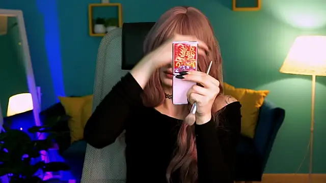 JadeCastle  online show from 03.16.25