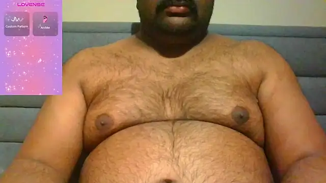 Snapshot of indianbearbot chatting on 04.18.26 indianbearbot online show from 04.18.26