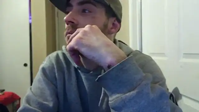 Huntzg23 online show from 04.13.26