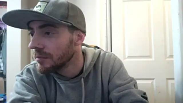 Huntzg23 online show from 04.14.26