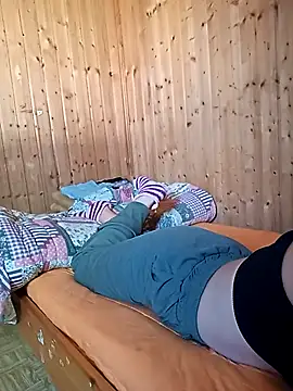 Snapshot of Eleni_Pappa chatting on 11.05.25 Eleni Pappa online show from 11.05.25