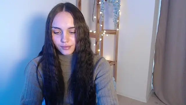 Snapshot of IrinaShayk18 chatting on 12.27.24 IrinaShayk18 online show from 12.27.24